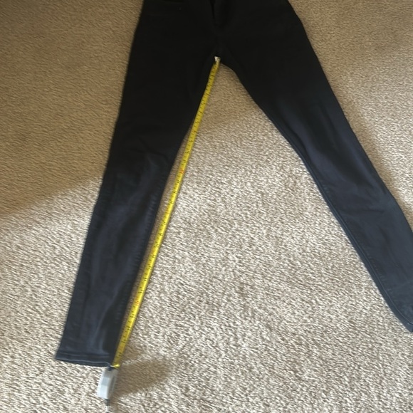 Express Skinny Jeans with Sleek Fit - Picture 2 of 6
